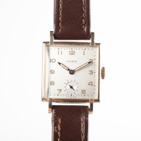 Lot 1562 - GENTLEMAN'S NINE CARAT GOLD CYMA WRIST WATCH...
