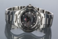 Lot 1583 - GENTLEMAN'S STAINLESS STEEL TAG HEUER...
