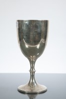 Lot 320 - EDWARDIAN SILVER CUP maker Walker & Hall,...