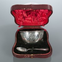 Lot 387 - GEORGE V SILVER CHILDRENS BOWL AND SPOON SET...