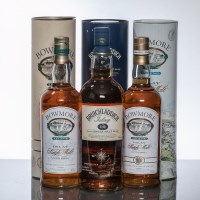 Lot 1276 - BOWMORE LEGEND Islay Single Malt Scotch Whisky,...
