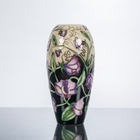 Lot 525 - MOORCROFT VASE with sweet peas on a lilac and...