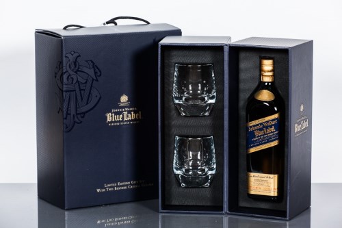 Lot 1247 - JOHNNIE WALKER BLUE LABEL GIFT SET...