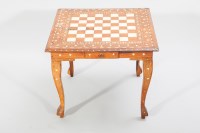 Lot 1100 - 20TH CENTURY IVORY INLAID CHESS TABLE with...
