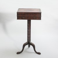 Lot 1111 - WYLIE AND LOCKHEAD EDWARDIAN READING TABLE OR...