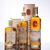 Lot 1496 - MACKINLAY'S OLD SCOTCH WHISKY Blended Scotch...