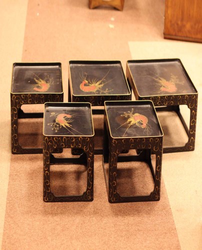 Lot 1015 - 20TH CENTURY JAPANESE NEST OF FIVE LACQUERED...