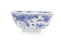 Lot 1101 - EARLY 20TH CENTURY CHINESE BLUE AND WHITE BOWL...