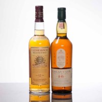 Lot 1516 - LAGAVULIN 16 YEAR OLD Single Islay Malt Whisky,...