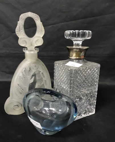 Lot 224 - CLEAR GLASS DECANTER with silver collar also a...