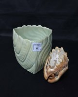 Lot 407 - LOT OF MIXED CERAMICS AND COLLECTABLES...