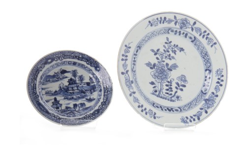 Lot 1103 - EARLY 20TH CENTURY CHINESE BLUE AND WHITE...