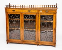 Lot 716 - VICTORIAN WALNUT BOOKCASE the three leaded...