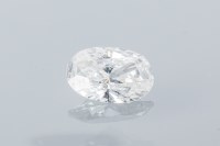 Lot 1651 - UNMOUNTED OVAL CUT DIAMOND approximately 0.65...