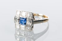 Lot 1664 - ART DECO SAPPHIRE AND DIAMOND CLUSTER RING the...