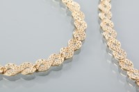 Lot 1678 - FOURTEEN CARAT GOLD NECKLACE AND BRACELET SET...