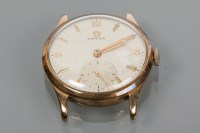 Lot 724 - GENTLEMAN'S 1940s NINE CARAT GOLD OMEGA GENEVE...