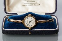 Lot 725 - LADY'S EARLY TWENTIETH CENTURY NINE CARAT GOLD...