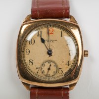 Lot 741 - GENTLEMAN'S NINE CARAT GOLD CUSHION CASED...