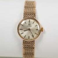 Lot 746 - LADY'S TWENTIETH CENTURY NINE CARAT GOLD OMEGA...