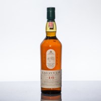 Lot 1265 - LAGAVULIN 16 YEAR OLD Single Islay Malt Whisky,...