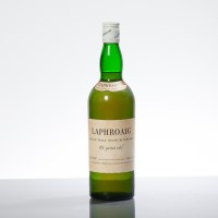 Lot 1341 - LAPHROAIG 10 YEAR OLD Single Islay Scotch...