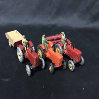 Lot 121 - LOT OF DIECAST VEHICLES and group of Classic...