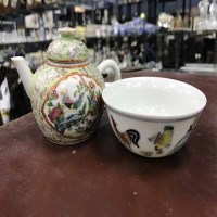 Lot 148 - CHINESE MINIATURE TEAPOT and a Chinese tea...