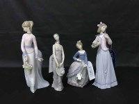 Lot 268 - TWO LLADRO FIGURES comprising figure 07644...