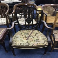 Lot 336 - HEPPLEWHITE STYLE MAHOGANY CHAIR