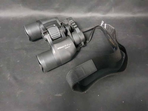 Lot 380 - PAIR OF NIKON ACTION 8 X 40 8.2 BINOCULARS, in...