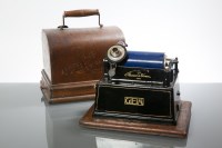 Lot 733 - THOMAS EDISON GRAMOPHONE with two cylindrical...