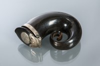 Lot 734 - 19TH CENTURY HORN SNUFF MULL with unmarked...