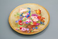 Lot 462 - ROYAL WORCESTER CABINET PLATE signed by E....