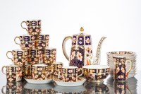 Lot 468 - EARLY 20TH CENTURY ROYAL CROWN DERBY IMARI...