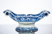 Lot 494 - 19TH CENTURY ENGLISH BLUE & WHITE CHEESE...