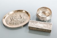 Lot 256 - STRAITS CHINESE SILVER TRINKET BOX, CIRCULAR...