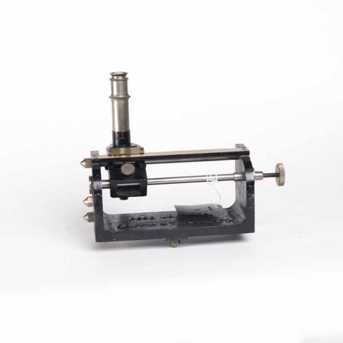 Lot 563 - TRAVELLING MICROSCOPE BY GRIFFIN & TATLOCK LTD...