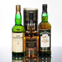 Lot 1355 - THE GLENLIVET 12 YEAR OLD Single Speyside Malt...