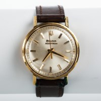 Lot 1598 - GENTLEMAN'S EIGHTEEN CARAT GOLD BULOVA...