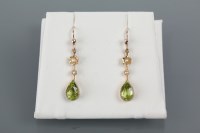Lot 1737 - PAIR OF EDWARDIAN SEED PEARL AND PERIDOT DROP...