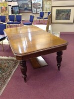 Lot 776 - VICTORIAN OAK TELESCOPIC DINING TABLE with...