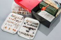 Lot 975 - GOOD SELECTION OF TROUT FLIES AND A LANDING...