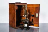 Lot 551 - 20TH CENTURY CARL ZEISS 'JENA' BRASS AND...