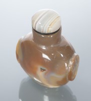 Lot 469 - CHINESE SNUFF BOTTLE in hardstone, 7.5cm high