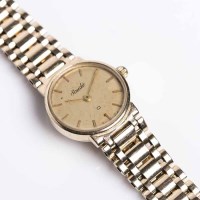 Lot 733 - LADY'S NINE CARAT GOLD QUARTZ SOUDE WATCH...