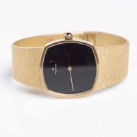 Lot 760 - GENTLEMAN'S EIGHTEEN CARAT GOLD PIERCE...