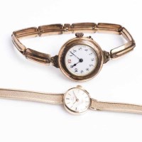 Lot 782 - LADY'S TWENTIETH CENTURY NINE CARAT GOLD...