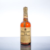 Lot 1252 - SEAGRAM'S V.O. 12 YEAR OLD 'A rare old...