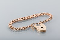 Lot 1695 - EARLY TWENTIETH CENTURY NINE CARAT GOLD CURB...